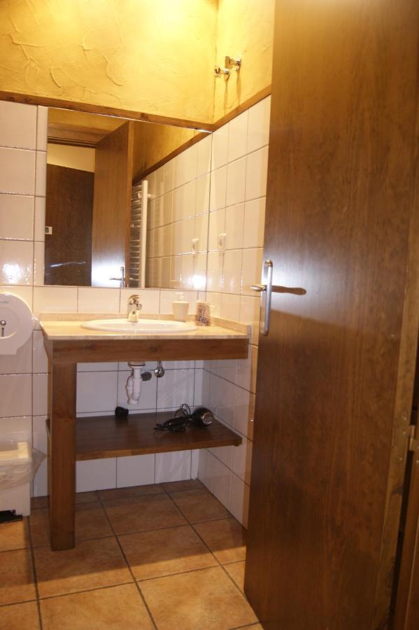 Hotel Familiar Баґа Екстер'єр фото